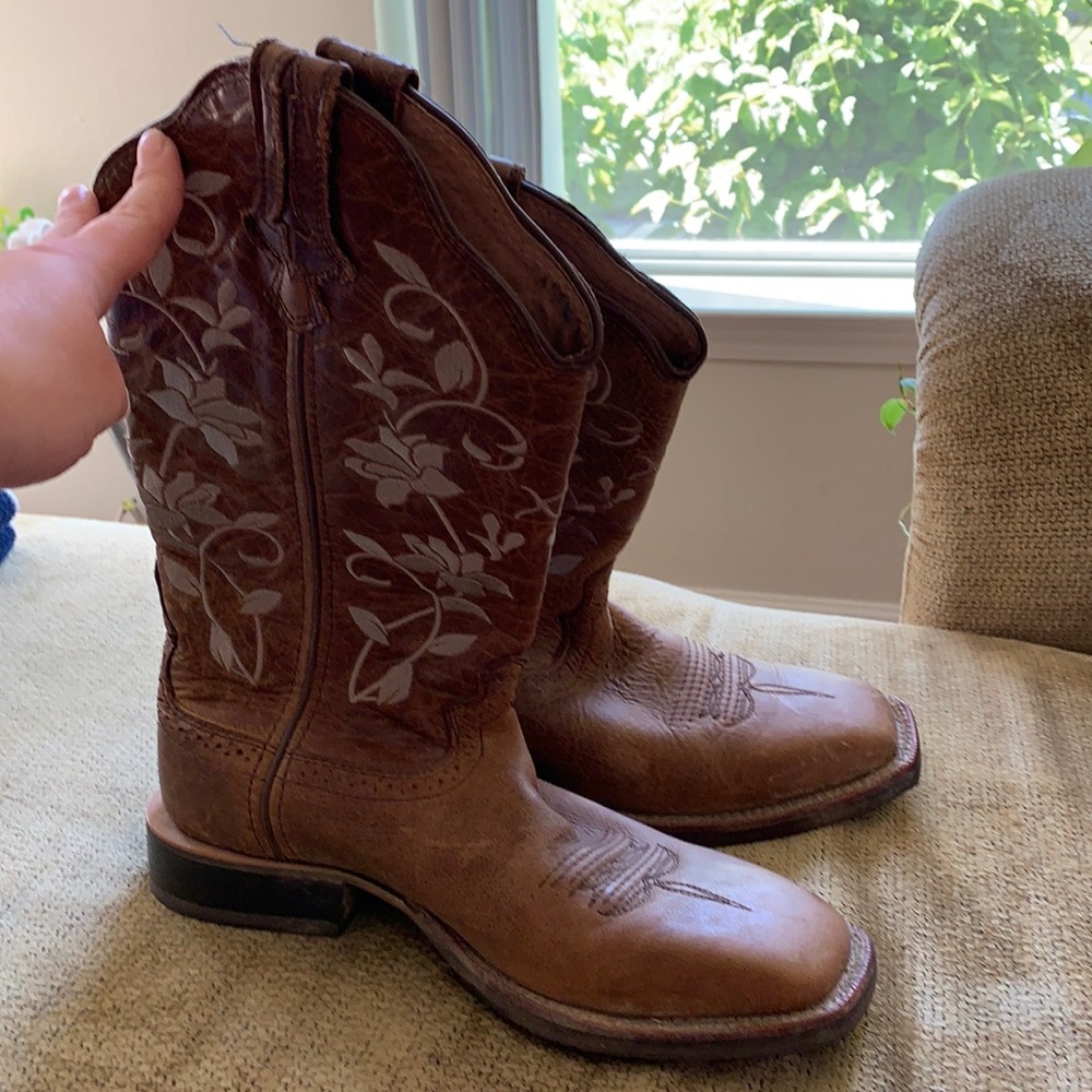 Used twisted x cowboy boots